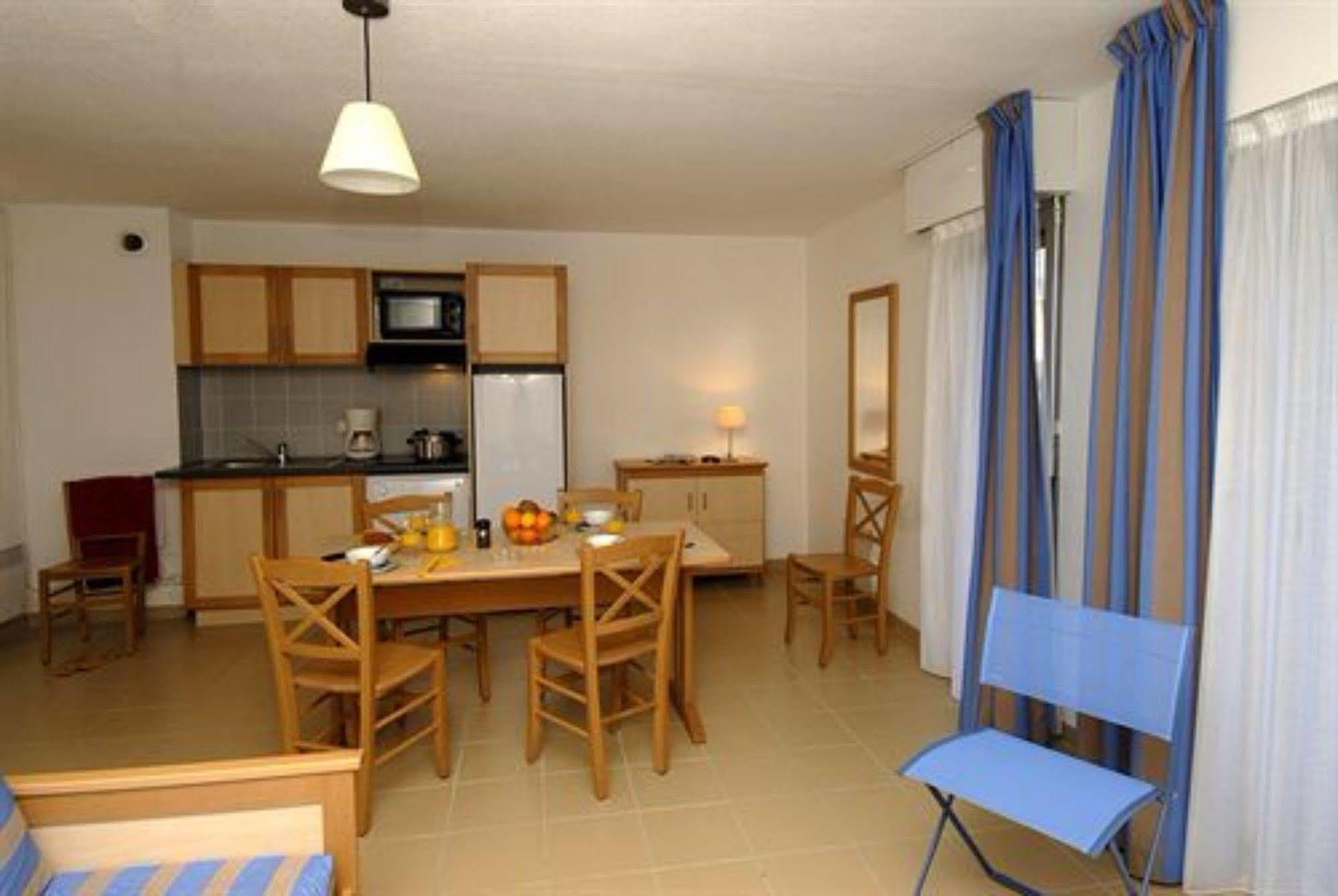 Residence Odalys Du Port Уртен Экстерьер фото