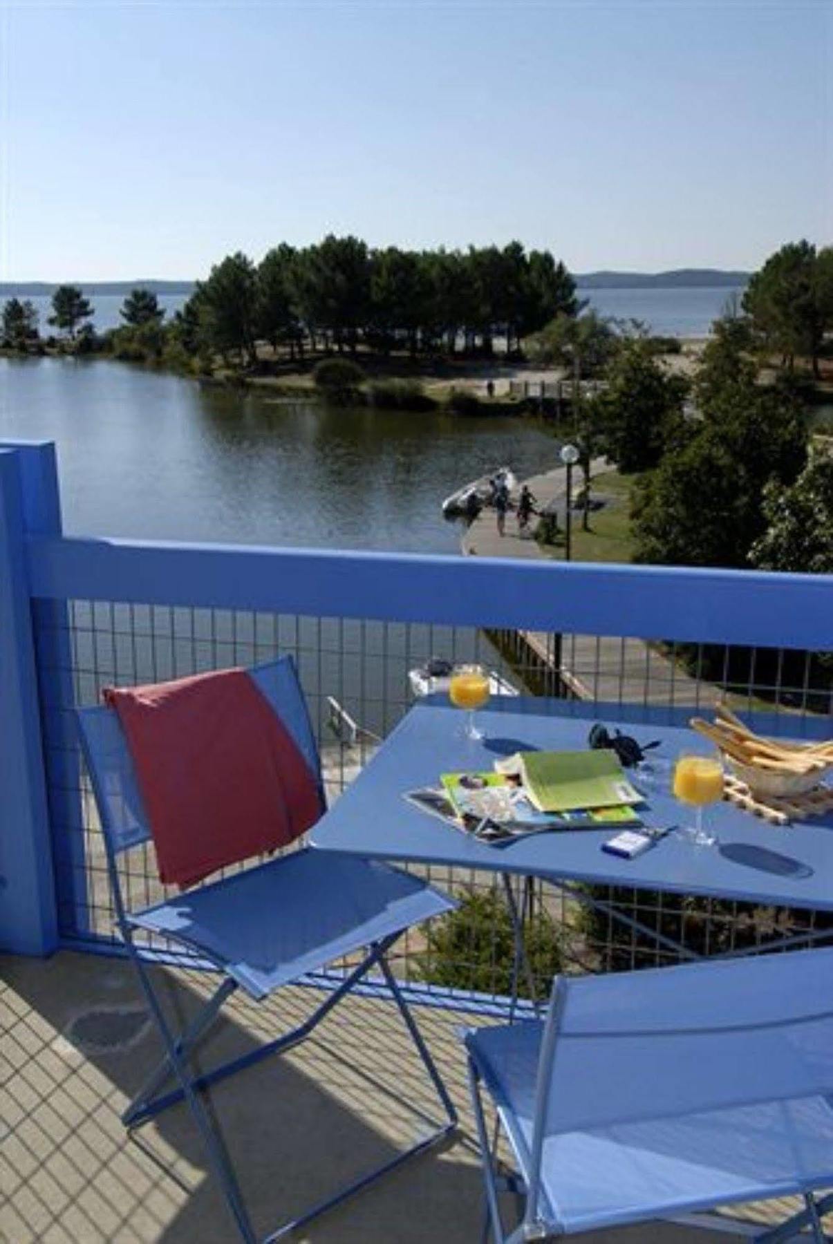 Residence Odalys Du Port Уртен Экстерьер фото